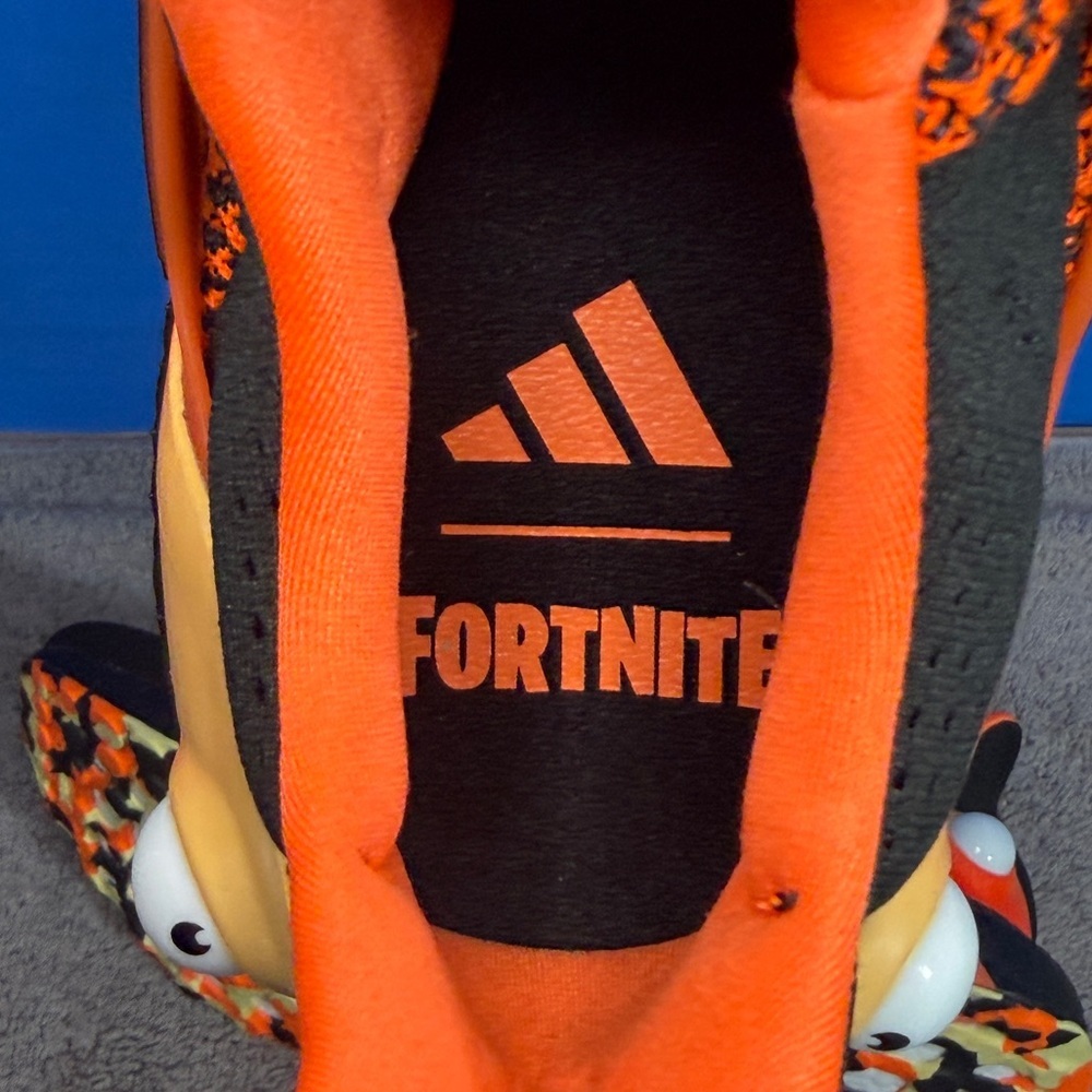 Adidas ultra boost 1.0 X Fortnite fishstick
Brand new - Picture 4 of 9